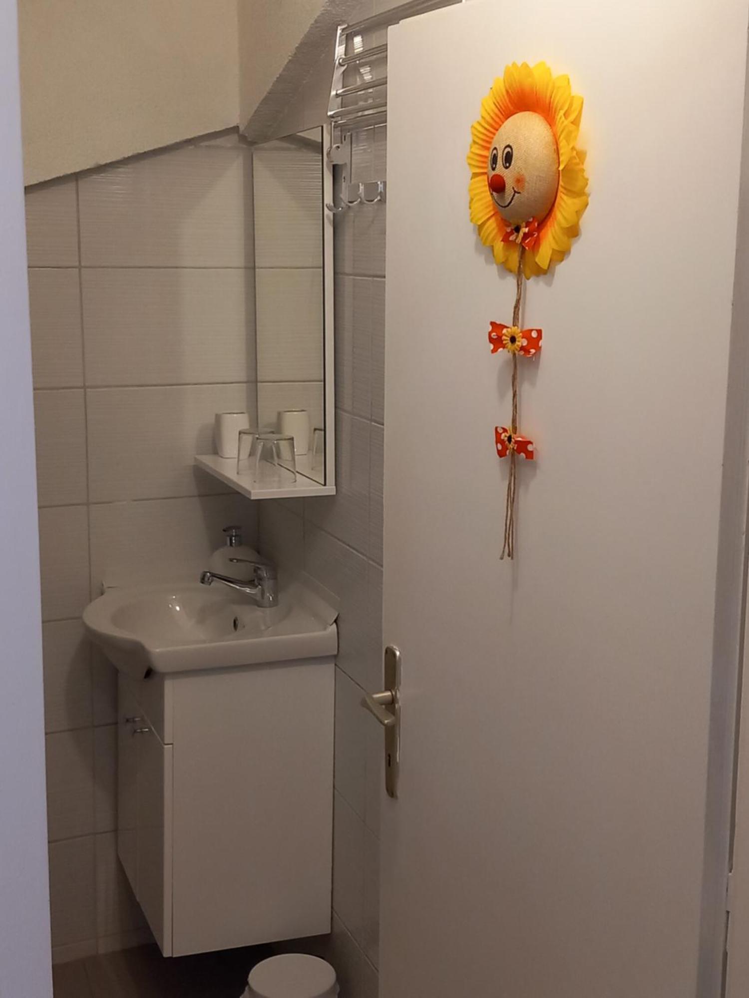 Отель Studio Apartman Tedy Корчула Экстерьер фото